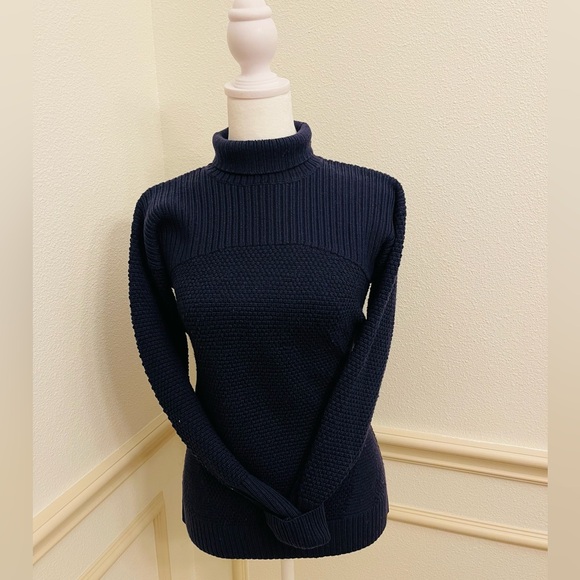Lululemon Blue Textured Mock Turtleneck Pullover Sweater - Picture 3 of 10